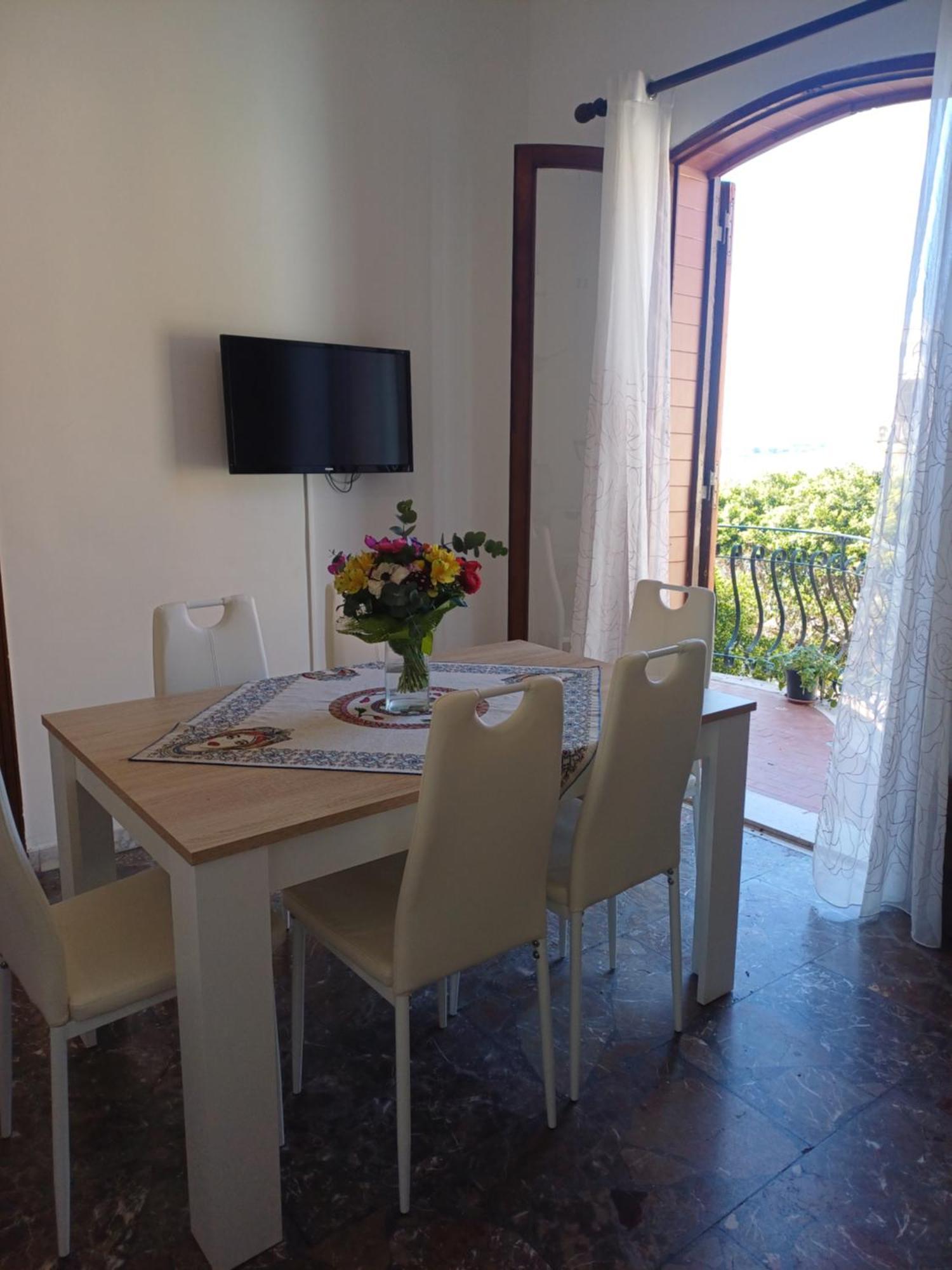 Plaza Appartement Giardini-Naxos Buitenkant foto